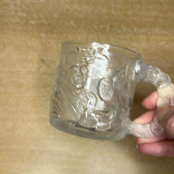 Batman Forever McDonald’s glasses - Picture 10 of 16